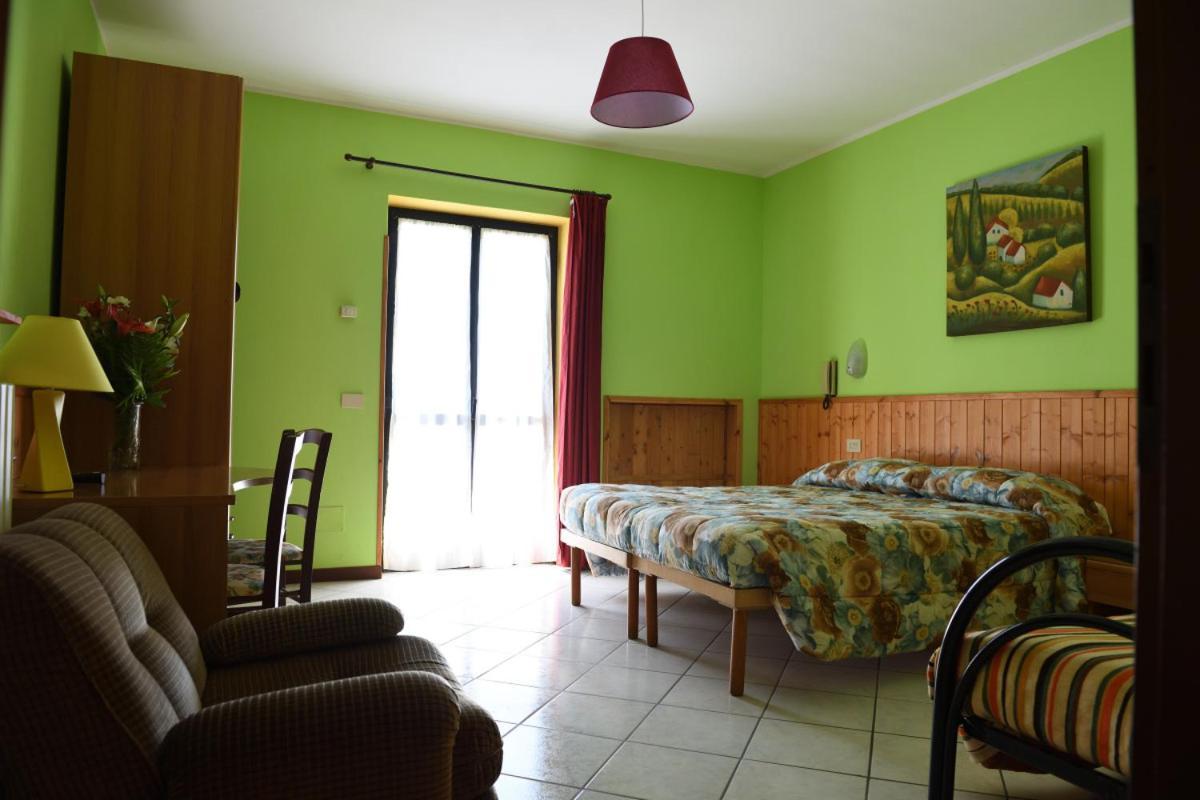 Hotel La Capannina Massino Visconti Eksteriør billede